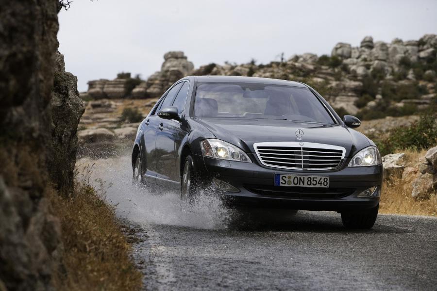  Mercedes-Benz S-Class 2007 года  (фото 26 из 414)